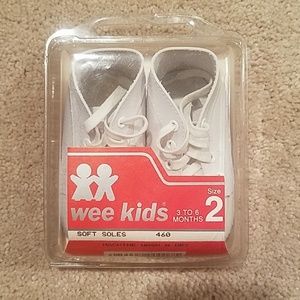 NWT WeeKids Shoes